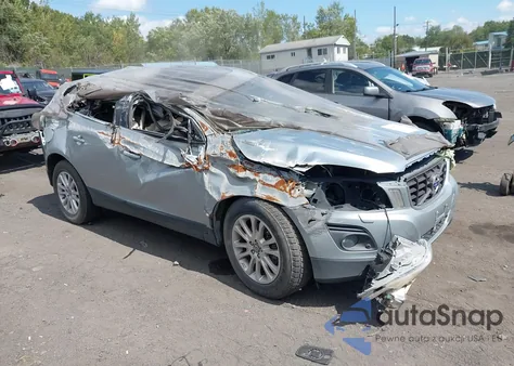 2010 Volvo Xc60 T6/T6 R-Design из США, поврежденный, VIN YV4992DZ2A2084651